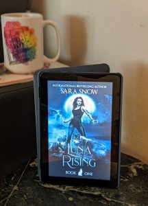 luna rising photo