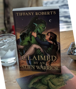 photo claimed by and alien warrior